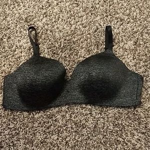 VS wireless bra